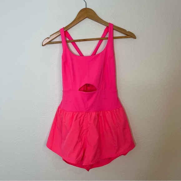 NWOT Free People Movement Righteous Runsie Romper Cutout Athletic Size XS - Picture 2 of 15